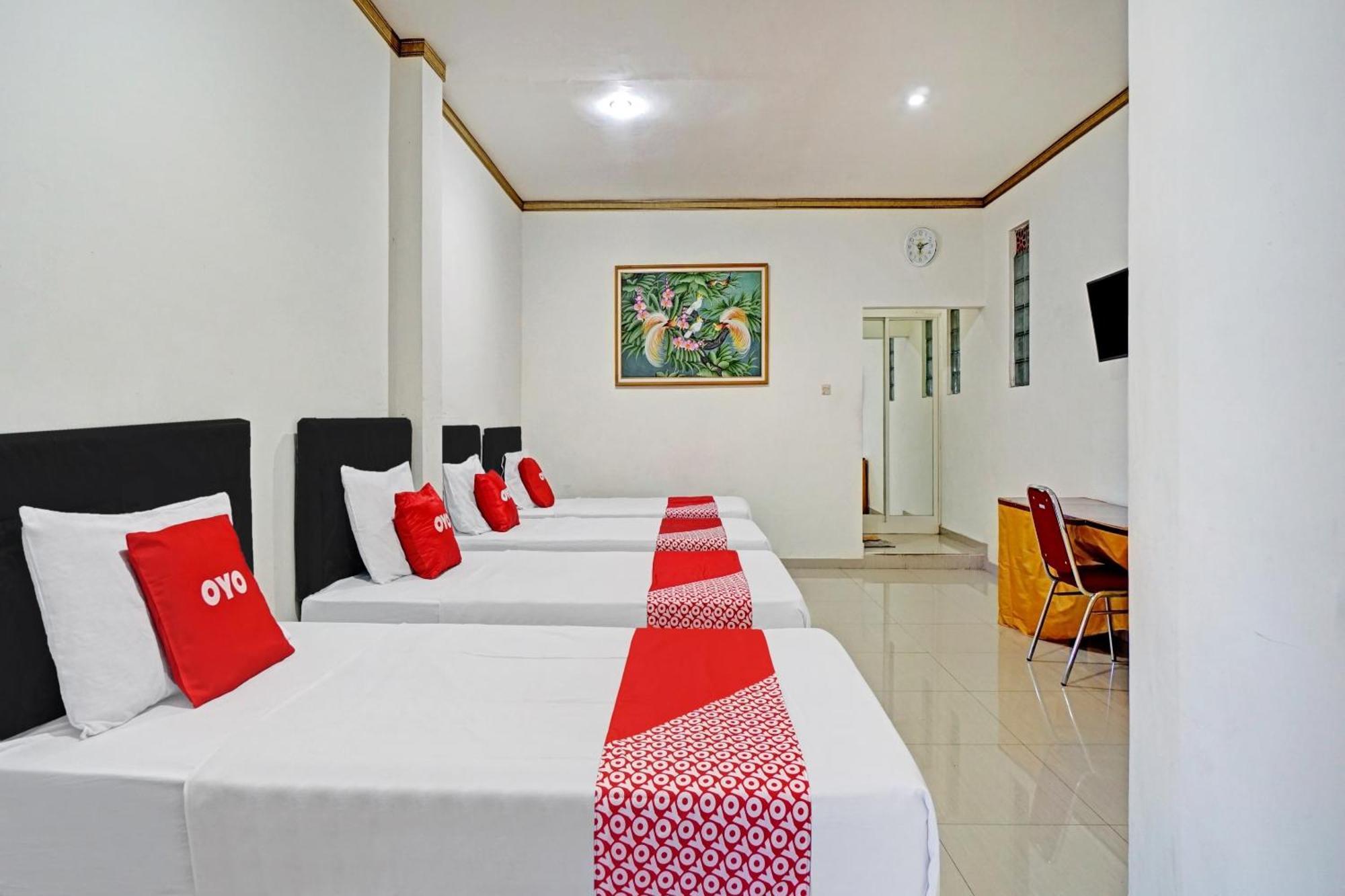 Oyo 90028 Hotel Victory Batu  Extérieur photo