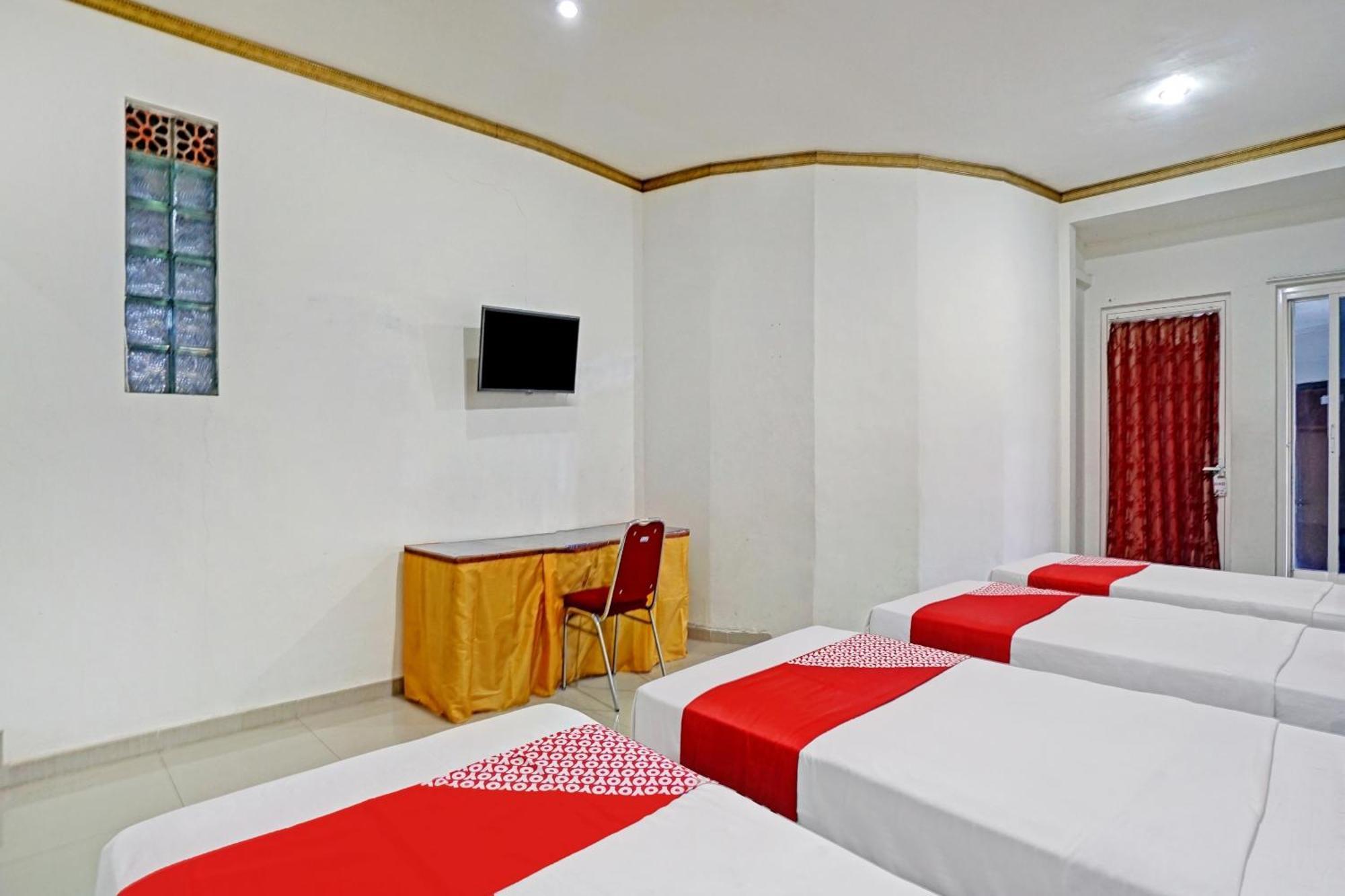Oyo 90028 Hotel Victory Batu  Extérieur photo