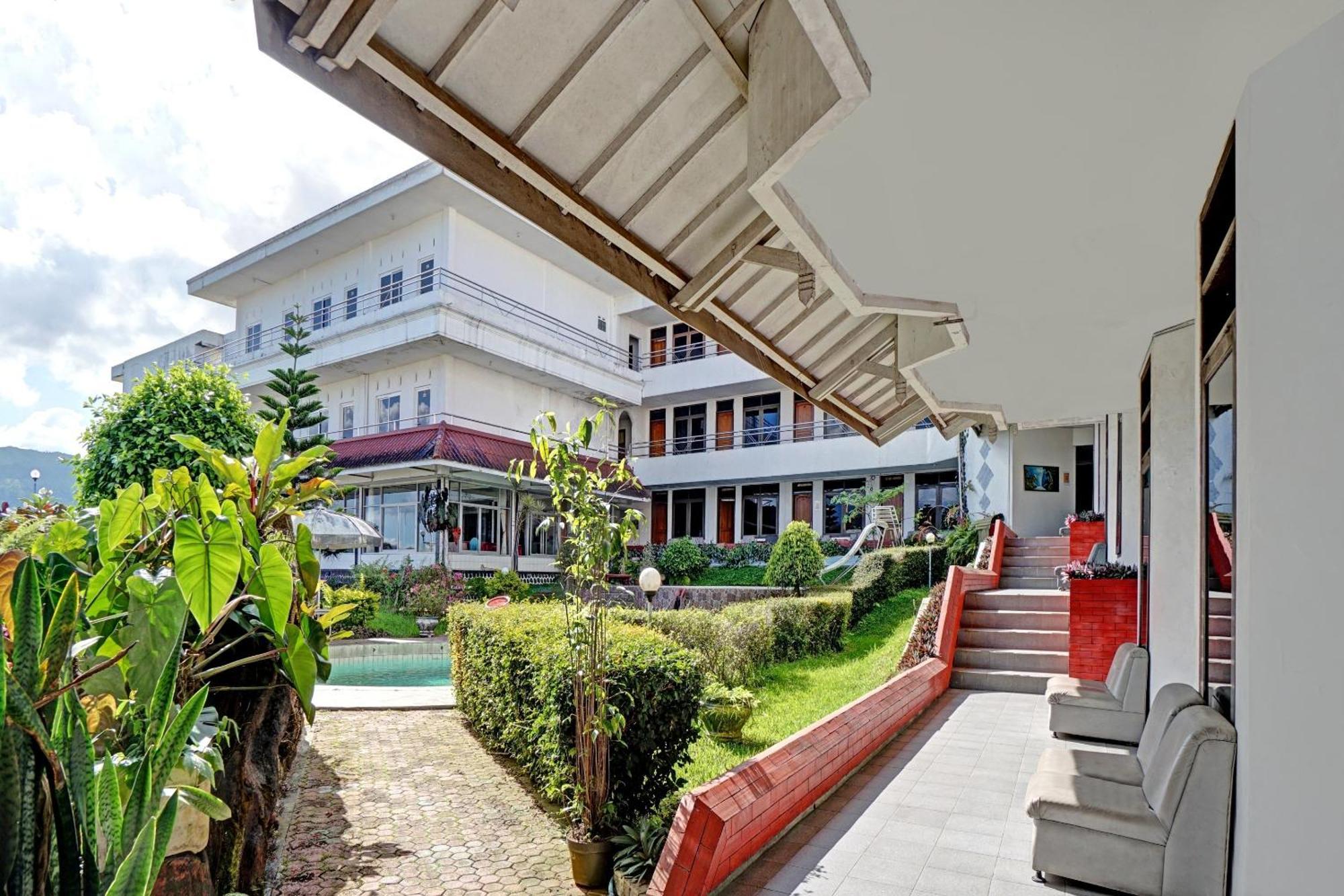 Oyo 90028 Hotel Victory Batu  Extérieur photo